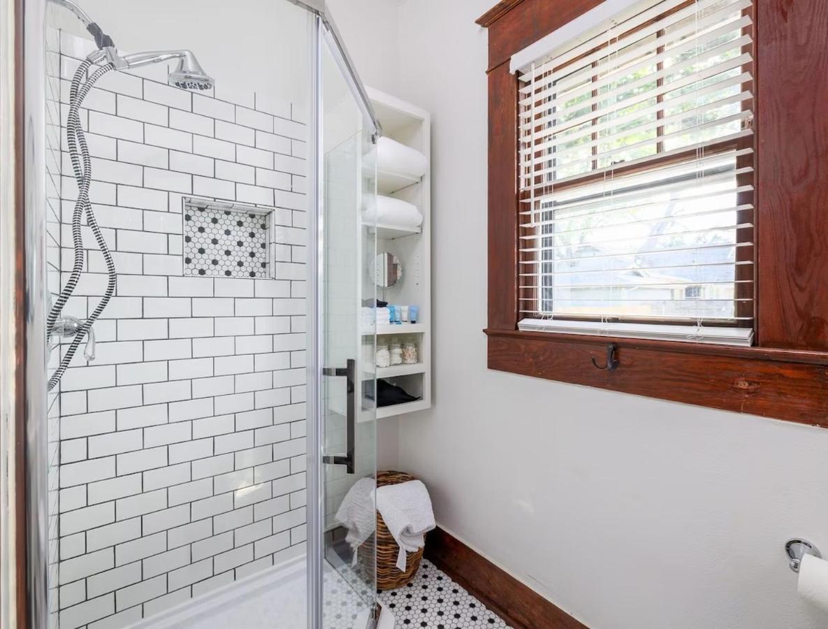 Вилла Relaxong House Of Glen Mills Экстерьер фото